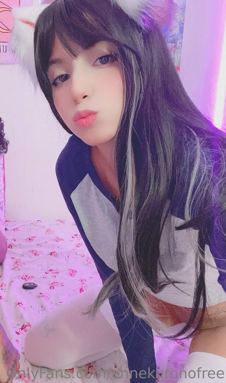 annekuronofree free actress pic