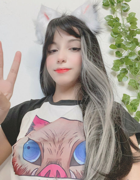 annekuronofree pretty actress archive