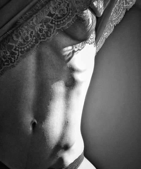 Kasampalidou Elisavet nude actress gallery