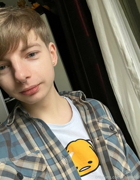 Fawnykid best model pic