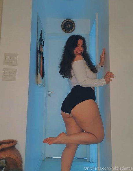 nikkadance star art picture