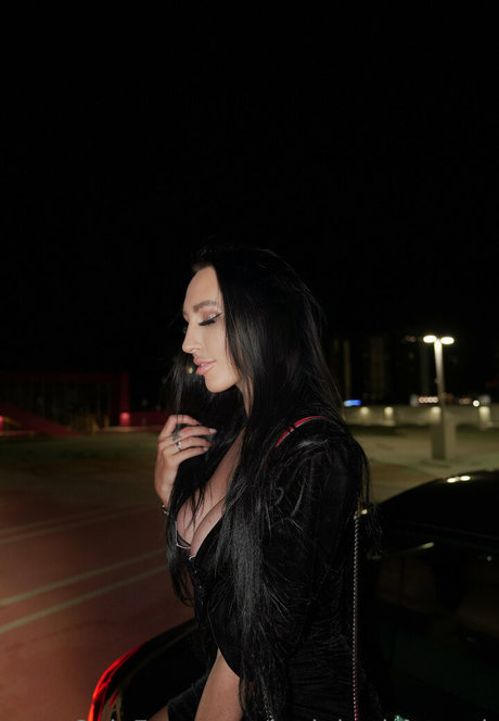 elleventures erotic pornstar pic