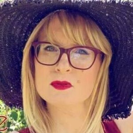 caseydeluxefree thumbnail