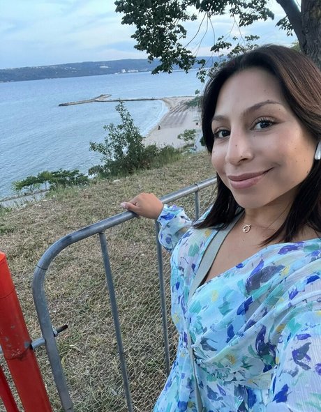 withlove lara pornographic star gallery