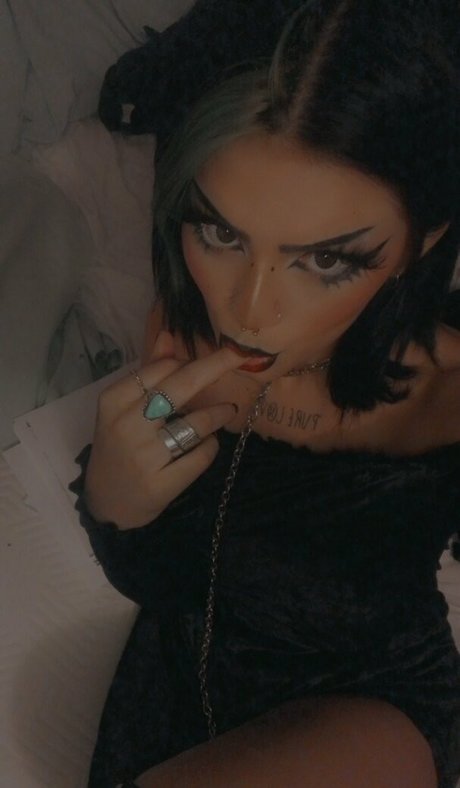 lilostcoz sex model photo