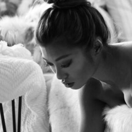 Naomi Black nice star image