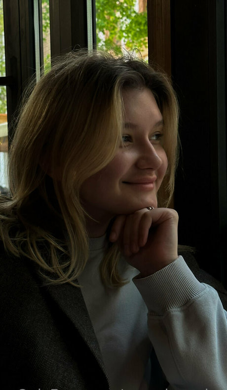 pervokursnica model nice pic