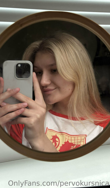 pervokursnica star nudes photo