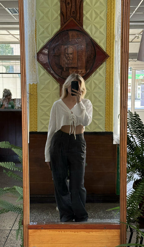 pervokursnica model sex images