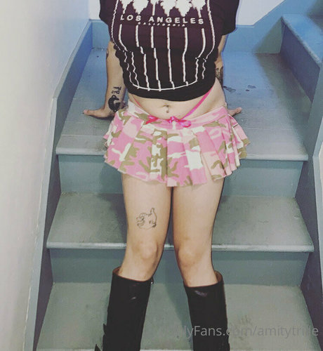 amythrill beautiful pornstar image