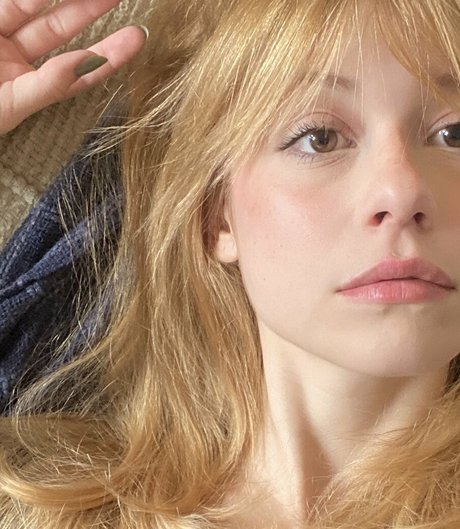 gbrllareis pornographic actress pictures