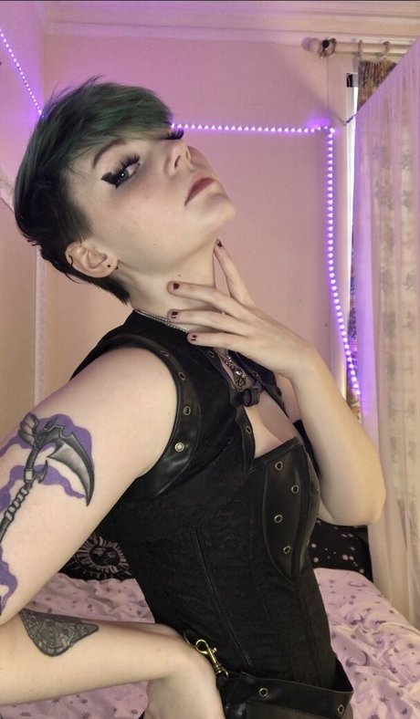 egirlshadowx naked star archive