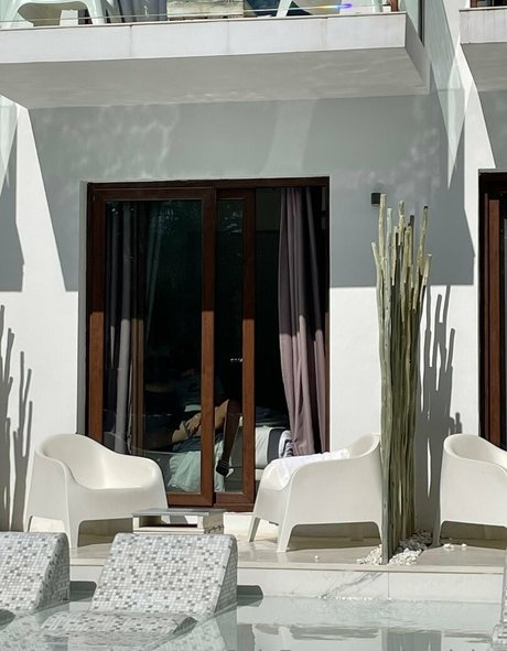 larajuice star xxx pics