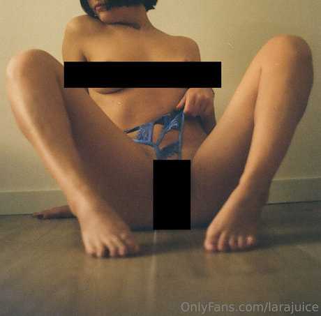 larajuice top star picture