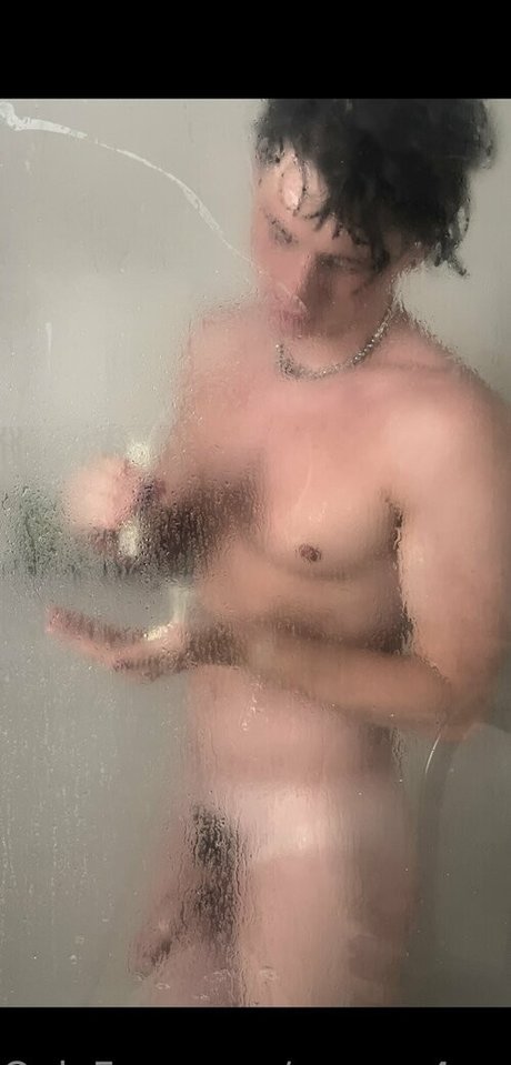 connor4woods star nude photos