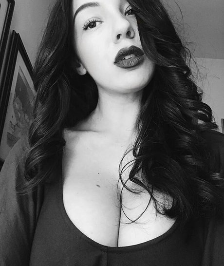 Gianclaudia Di Giacomo hot model pic