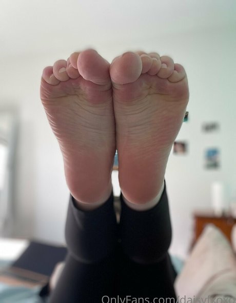 daisyfxoxo model nude pics