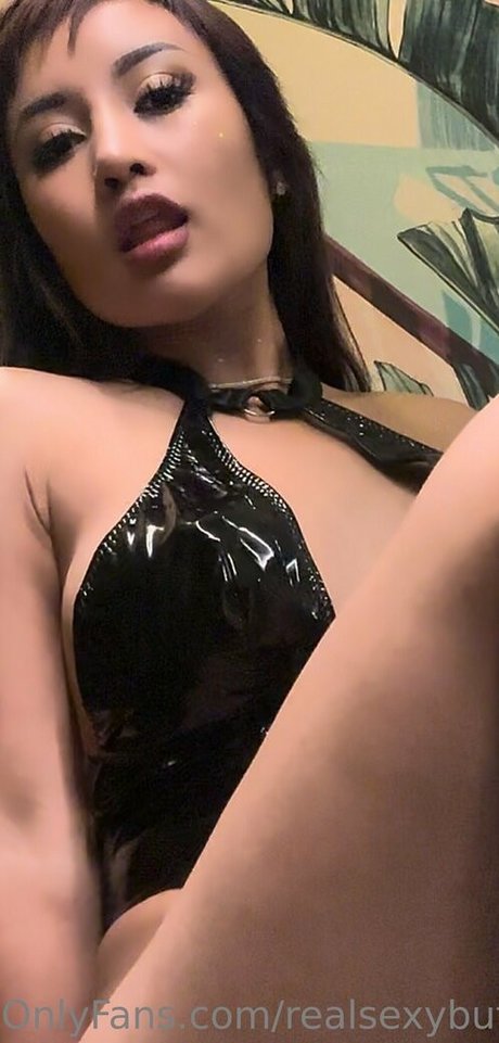 realsexybutgoodgirl model beautiful img