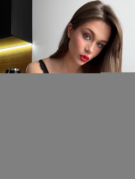 Emikaaaa naked model archive