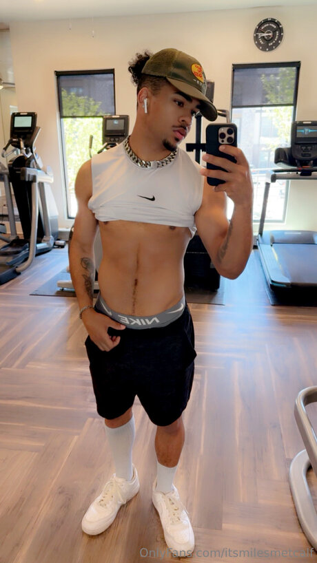 Itsmilesmetcalf pornstar nude pic