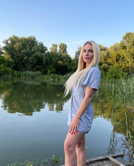 Anya Ice nudes model photo