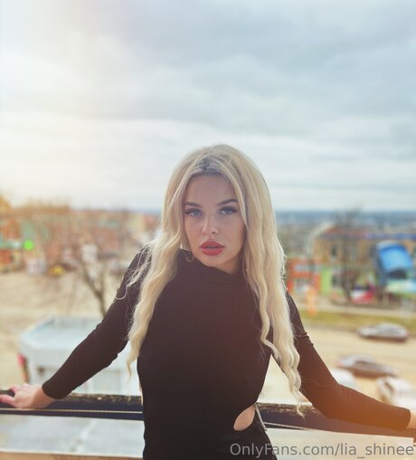 Shine Lia star hd pictures