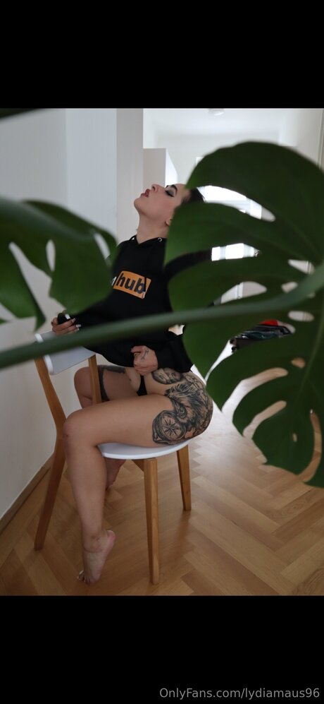 Lydiamaus96 model nice picture