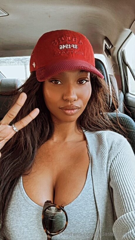 Lindasteadman pornstar art archive