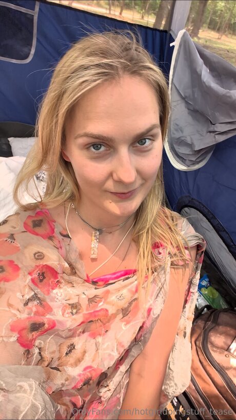 Hotgirldoingstuff Tease exclusive star images