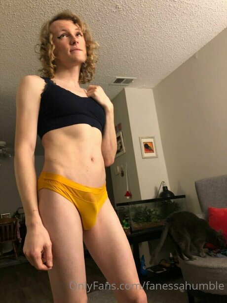 chubby asian onlyfans free sexy images