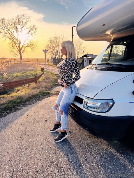 huge fake tits onlyfans art porn images