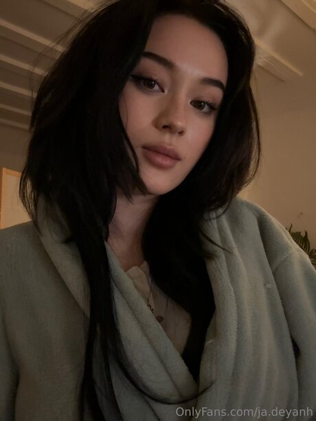 Ja Deyanh xxx pornstar img