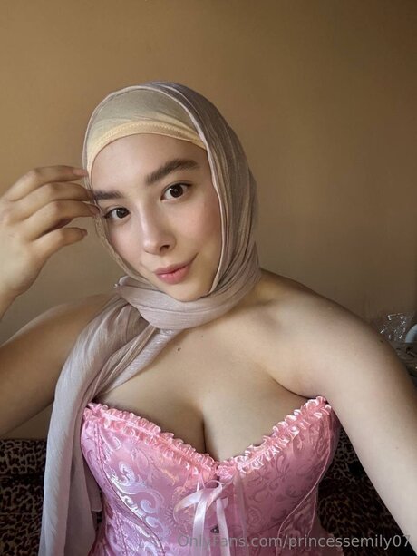 Princessemily07 adult star picture