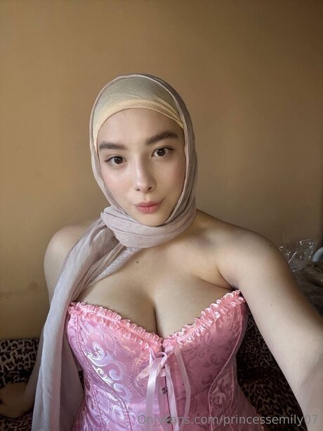 Princessemily07 perfect actress gallery