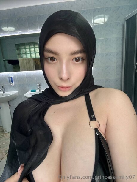 Princessemily07 hot star archive