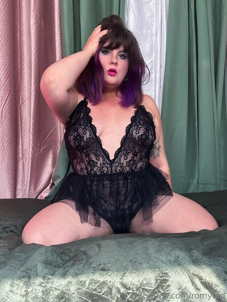 Romyred star naked image