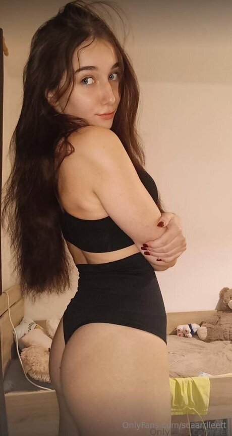 Scaarrlleett model porn photos