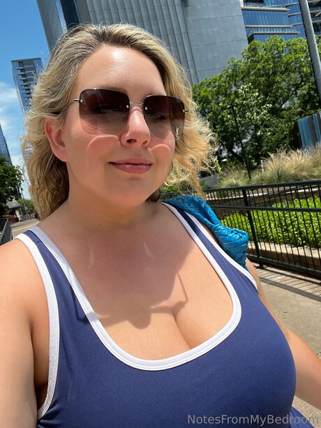 Notesfrommybedroom art star pic