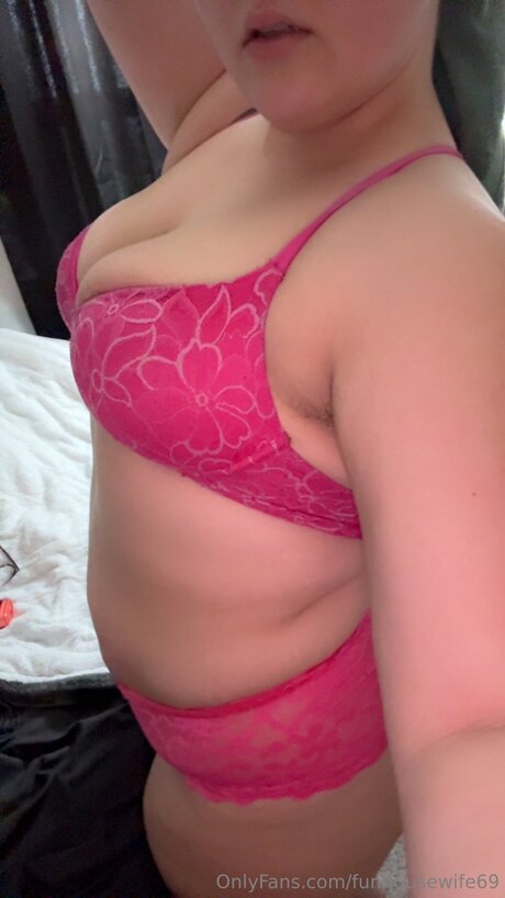 Funhousewife69 perfect pornstar archive