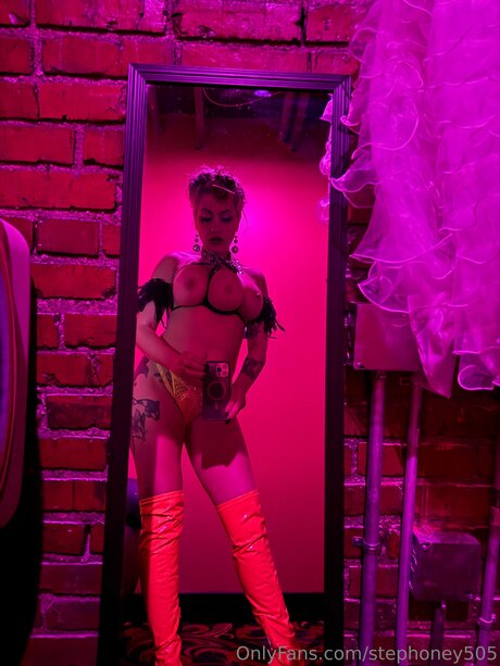 Stephoney505 star sexy pic