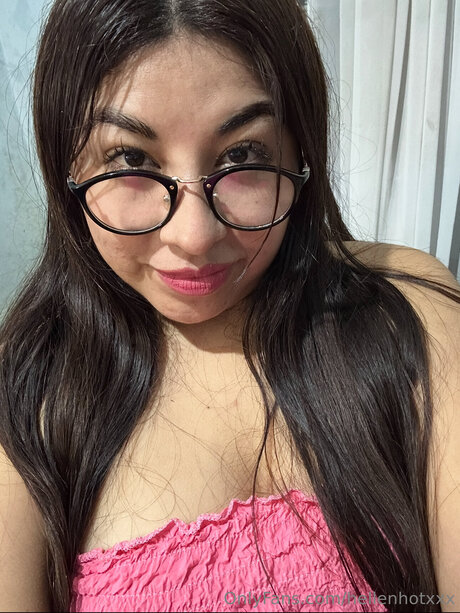 Hellenhotxxx adult model archive