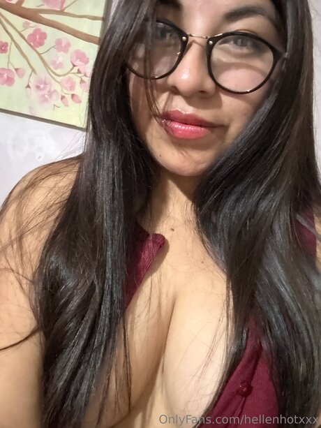 Hellenhotxxx sexy star pic