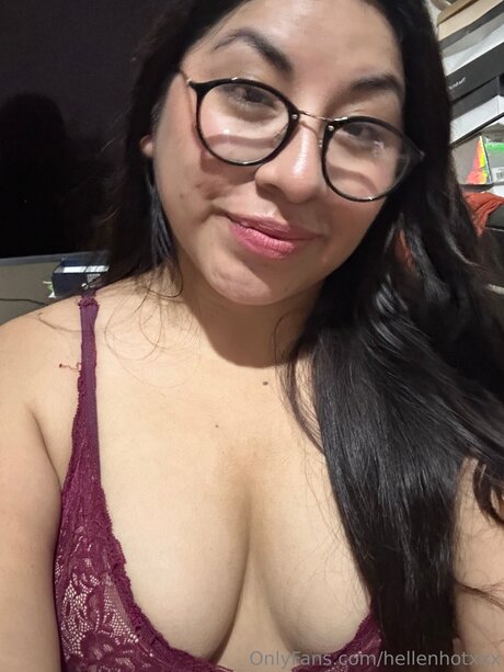 Hellenhotxxx nude star picture