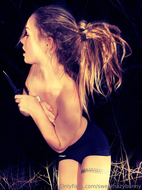 Sweethazybunny star hot photos