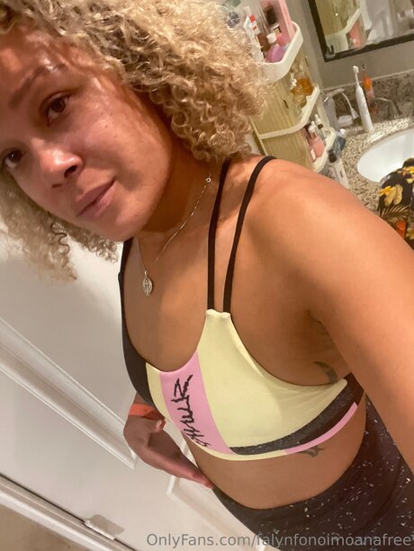 Falynfonoimoanafree model porn gallery