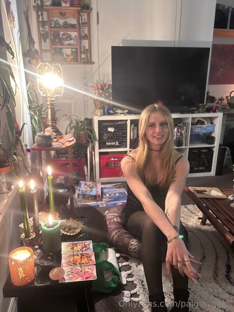 Paigewright sex star pics