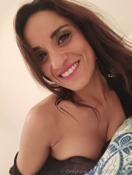 Sexy Frakita porn model picture