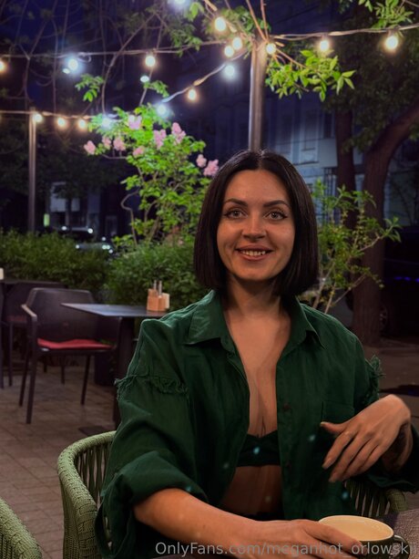 Meganhot Orlowskii sexy star photos