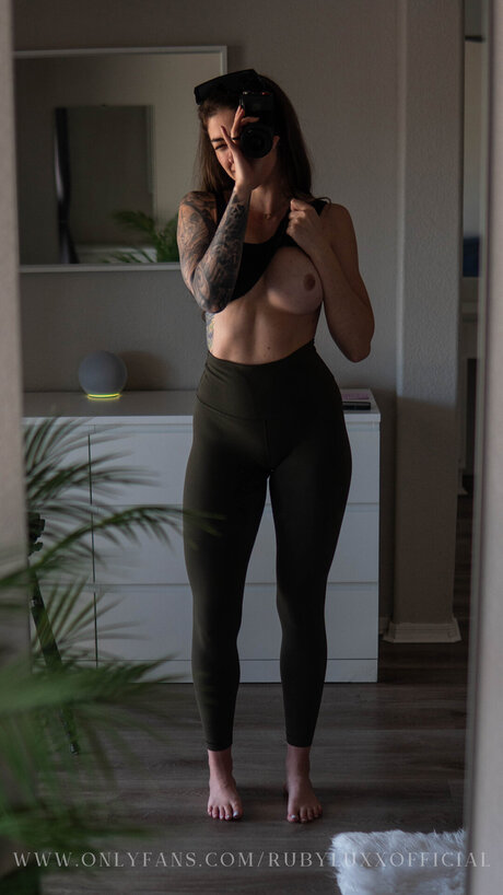 Rubyluxxofficialfree art pornstar photos