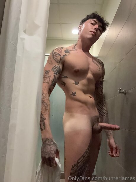 Hunterjames perfect star photo